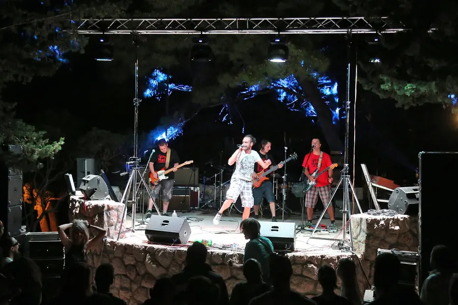 Pozornica noću, 2015.